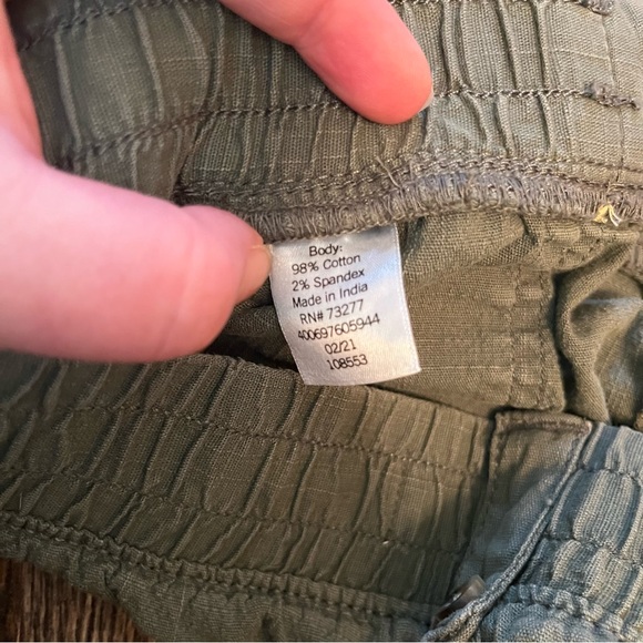 Set of Two Sonoma Casual Shorts in Green and Gray - Picture 4 of 10